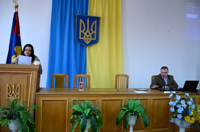 Червоноградська районна рада висловилась проти підвищення тарифів і прийняла відповідне звернення