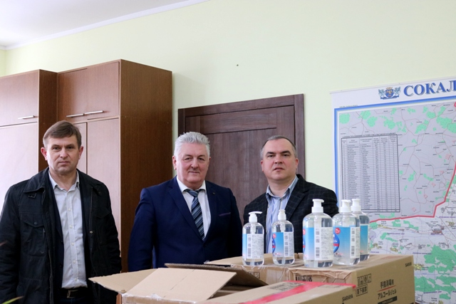 Сокальські медики отримали 80 літрів дезінфікуючих засобів