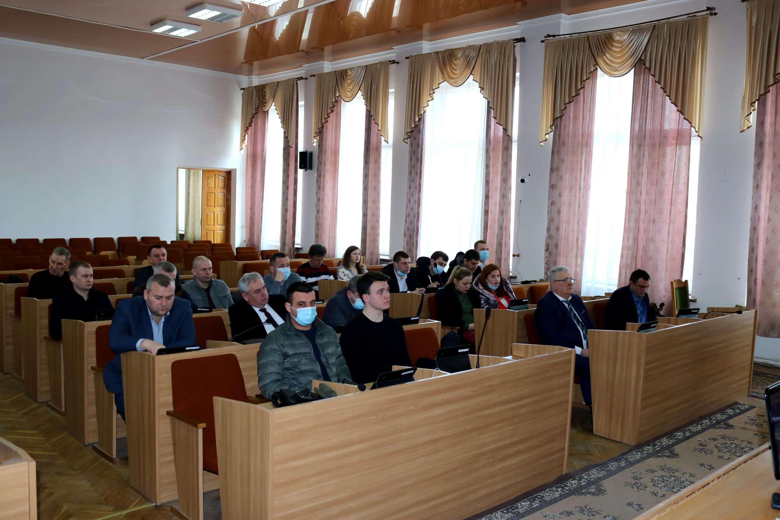 Відбулась 5 позачергова сесія Червоноградської районної ради